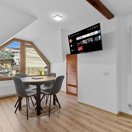 Two Bedrooms Hytta Apartment Sinaia Eksteriør billede
